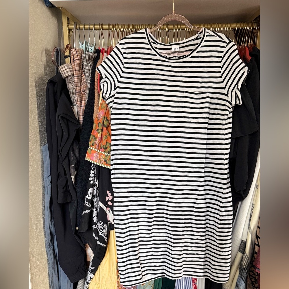 💖 GAP Monochrome Striped dress M